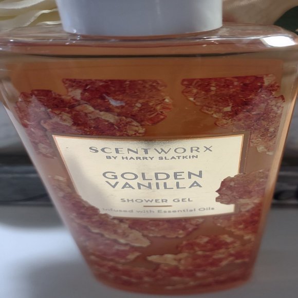 Scentworx Bath & Body Brand New Golden Vanilla Shower Gel With